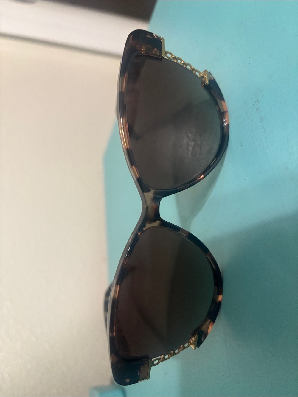 Giuliana Sunglasses with Brown Tortoiseshell Frames